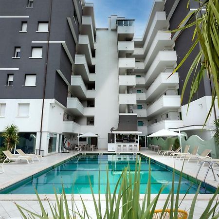 Nero D'Avorio Apartments Rimini Eksteriør bilde
