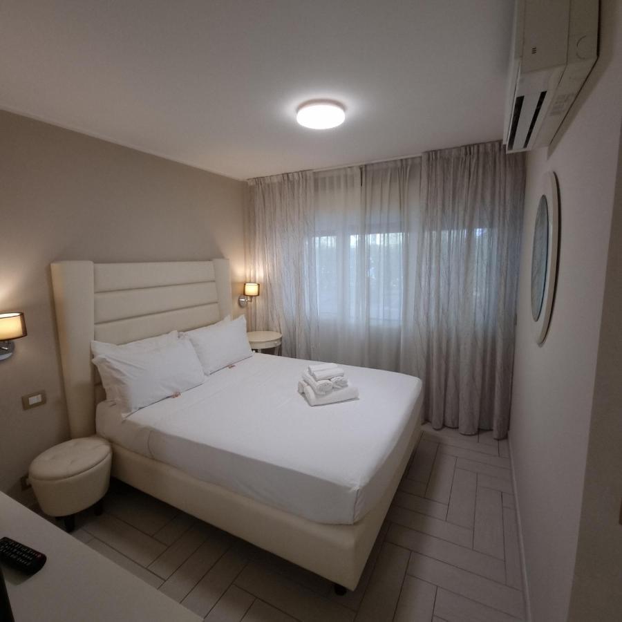 Nero D'Avorio Apartments Rimini Eksteriør bilde