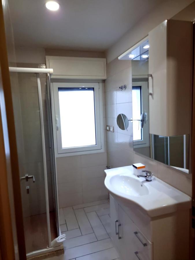 Nero D'Avorio Apartments Rimini Eksteriør bilde