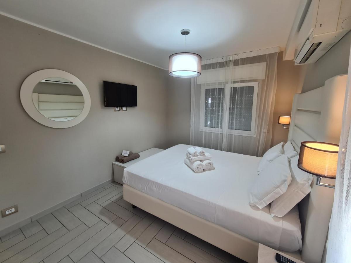 Nero D'Avorio Apartments Rimini Eksteriør bilde