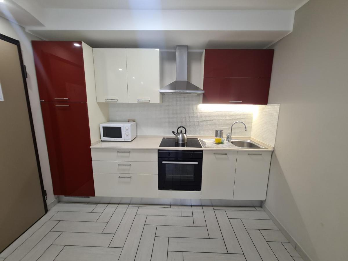 Nero D'Avorio Apartments Rimini Eksteriør bilde